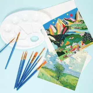 Classroom Craft Kit: Includes 72 pieces with 60 paintbrushes and 12 palettes, perfect for art projects and creative sessions for kids and adults.