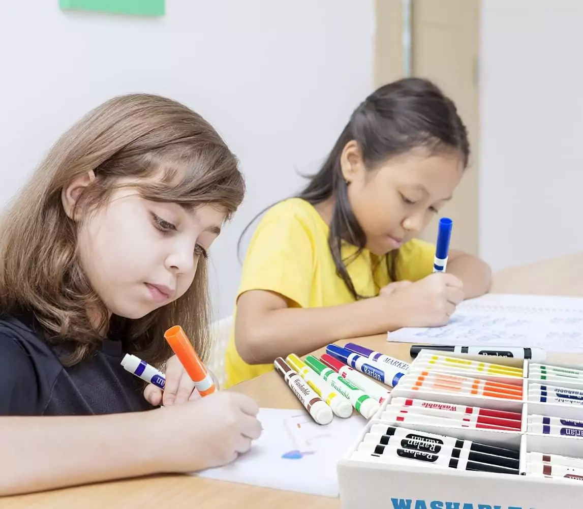 160 Bulk Washable Markers for Kids: 8 Vibrant Colors Perfect for Classroom Projects. Unique Selection for Creative Learning and Art Activities.
