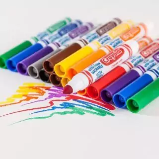 Crayola Ultra Clean Washable Markers: 40 Count Set for Vibrant, Kid-Friendly Coloring in Classroom Art Sessions