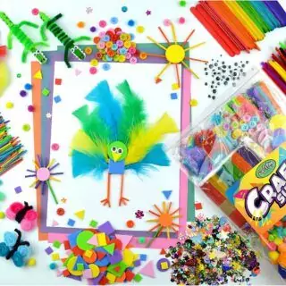 Enhance classroom creativity with our Educational Arts and Crafts Kit. This comprehensive set offers kids a fun and engaging creative learning experience.