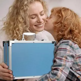 Comprehensive 144-piece kids art supplies set in a portable aluminum case, perfect for educators and creative drawing activities.