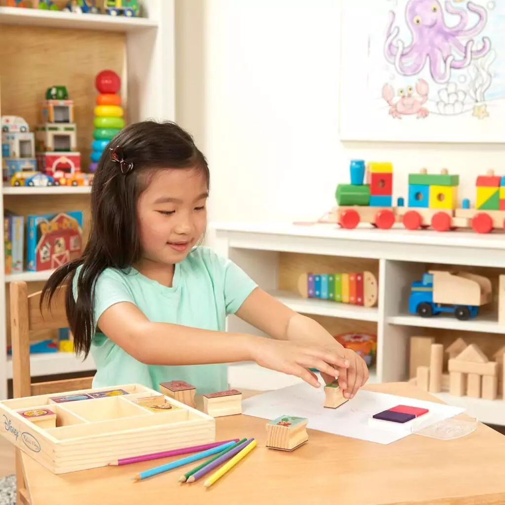 Melissa Doug FSC Certified 9x12 Drawing Paper Pad, 50 Sheets, 3-Pack. Perfect eco-friendly art supplies for sustainable creativity.