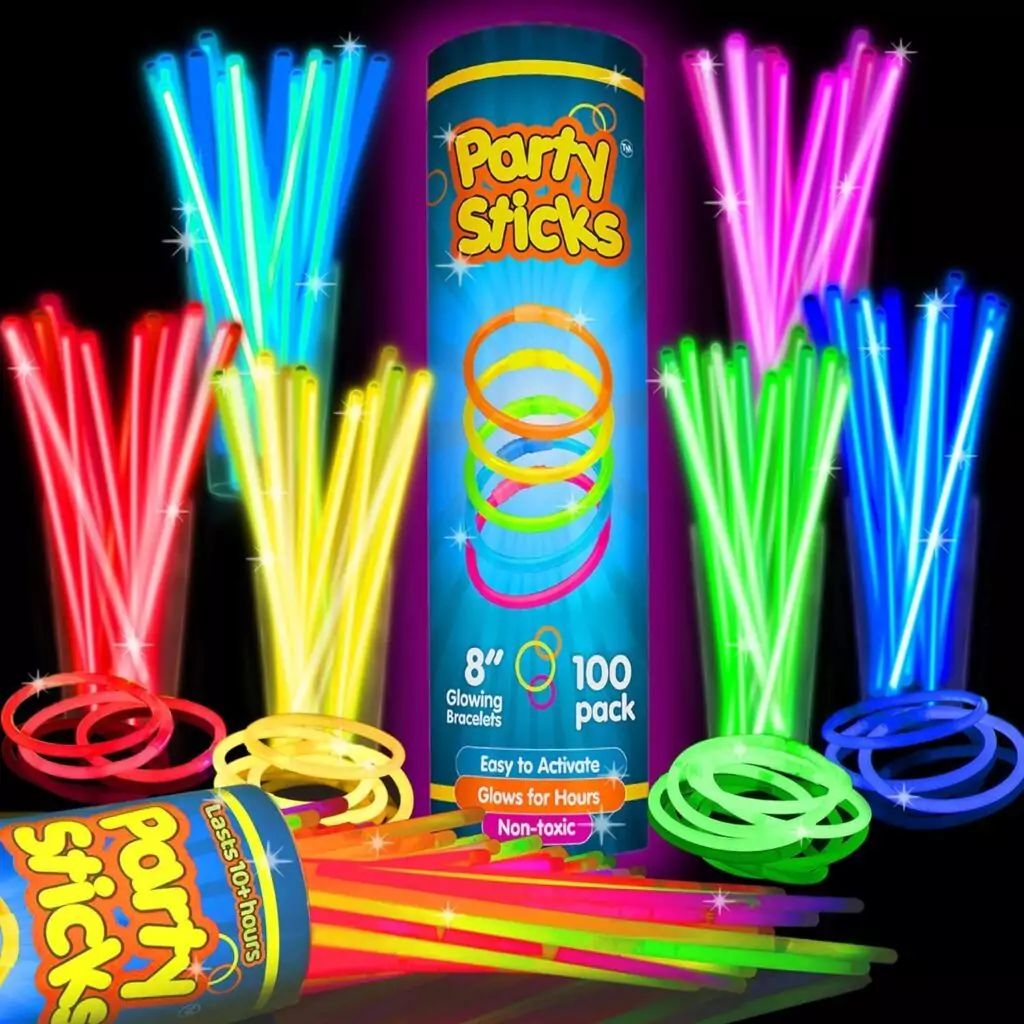 Enhance your robotics-themed party with our educational ultra-bright glow sticks activity kit, perfect for interactive learning and entertainment.