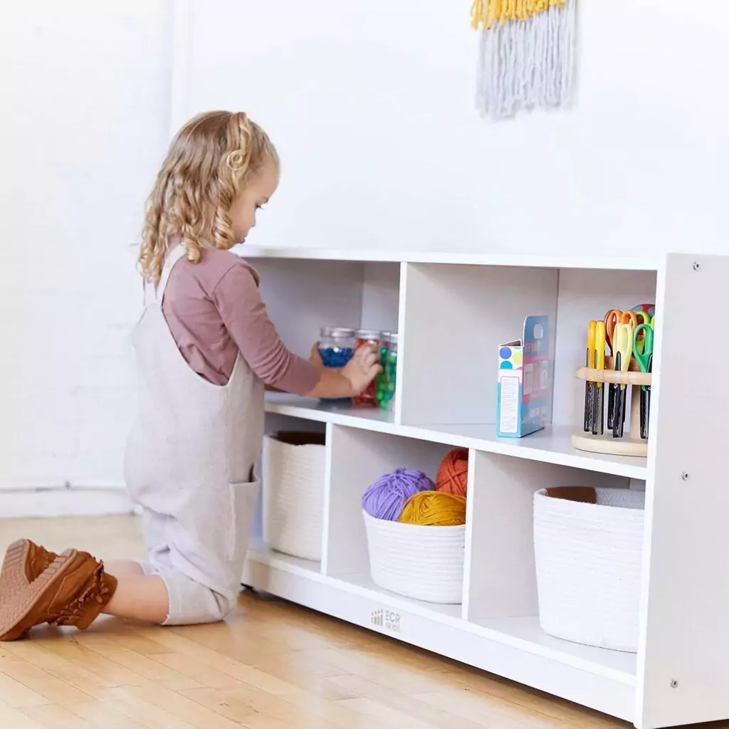 Optimize your learning space with the ECR4Kids Mobile Classroom Shelving. This 5-compartment, 24-inch, white wash unit offers versatile storage solutions.