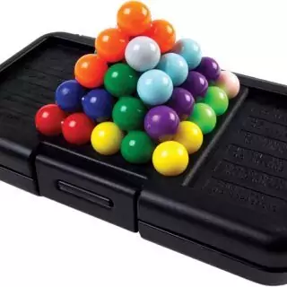 3D Brain Teaser Puzzle: Enhance cognitive skills with this educational game designed for children aged 7 and older.