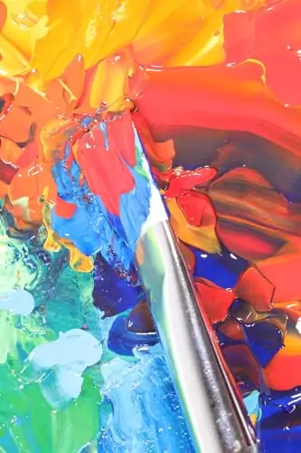 Mont Marte 24 Color Acrylic Paint Set: Ideal for enhancing canvas, wood, and fabric projects with vibrant hues. Perfect for artists and DIY enthusiasts.