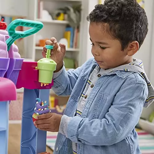 Vibrant Play-Doh Sweet Snacks Truck Playset: Enhancing Creativity and Learning for Kids with Fun, Colorful Educational Toys