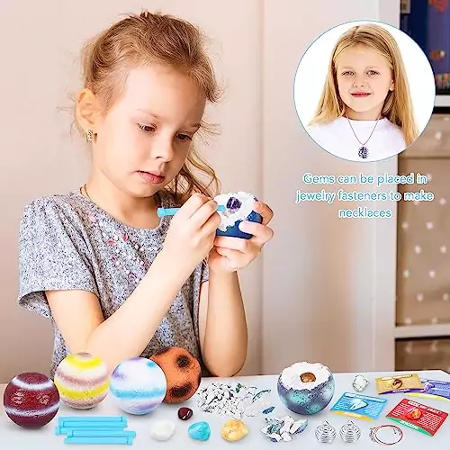 Explore the Space Exploration Gem Dig Kit featuring 16 unique gems and 8 planets for a fascinating STEM educational experience. Perfect for young explorers!