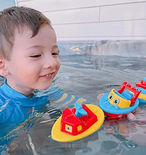 Magnetic boat bath toys set designed for toddlers and preschoolers, promoting fun, educational playtime during baths with colorful, interlocking pieces.