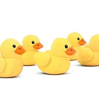 Educational Yellow Duck Playset for Kids: Enhance playtime with this engaging 5-piece toy set designed for fun and learning. Perfect for early development.