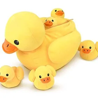 Plush yellow duck playset featuring a mother and baby ducks with a zipper pocket, perfect educational toy for enhancing kids' imaginative play.