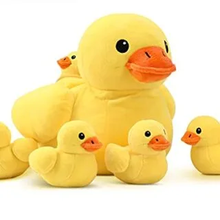 Engage your child’s imagination with a plush yellow duck playset featuring a convenient zipper pocket, perfect for educational and fun-filled playtime.