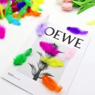 Colorful Rooster Feathers Set for Creative DIY Crafts and Engaging Educational Activities – Perfect for Adding Vibrancy to Your Projects