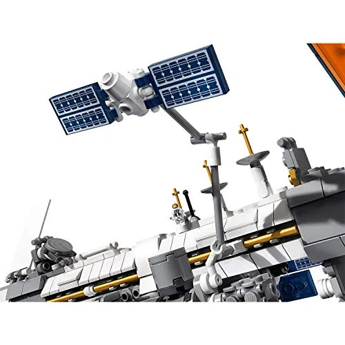 LEGO International Space Station Set: Explore the wonders of space with this detailed, educational model perfect for display and learning about space exploration.