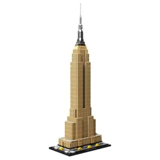 LEGO Empire State Building model ideal for educators and engineering enthusiasts, showcasing NYC's iconic skyline for educational exploration.
