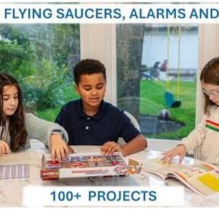 Snap Circuits Jr. SC-100 STEM Kit - Explore robotics with this educational set featuring a full-color guide and over 100 engaging projects.