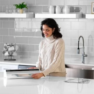 Durable Fellowes Saturn 12.5-Inch Laminating Machine, ideal for teachers, perfect for home and classroom projects. Enhance your presentations with ease.