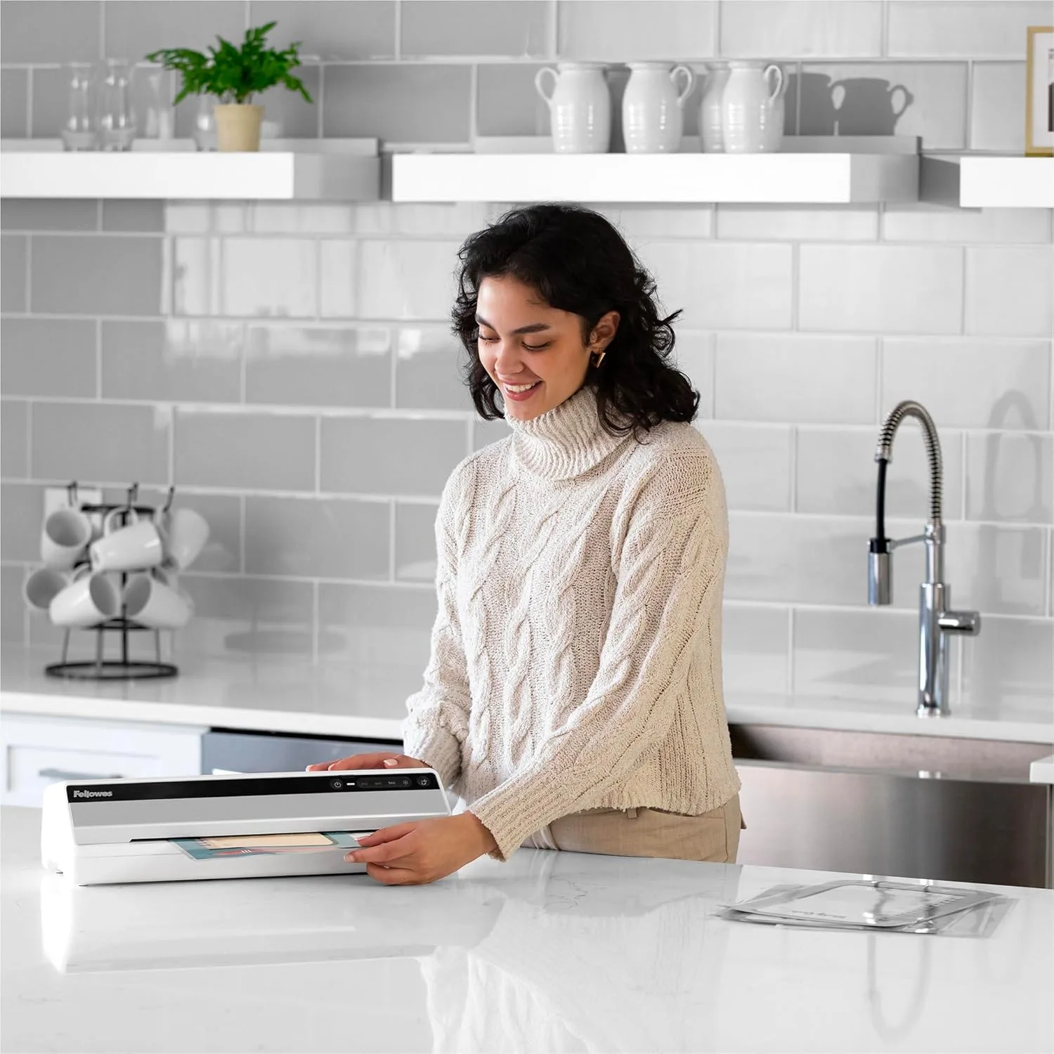 Durable Fellowes Saturn 12.5-Inch Laminating Machine, ideal for teachers, perfect for home and classroom projects. Enhance your presentations with ease.